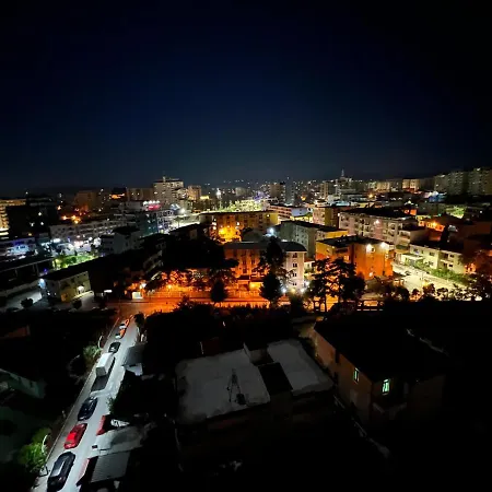 Luxury Rooftop Apartament * Fier